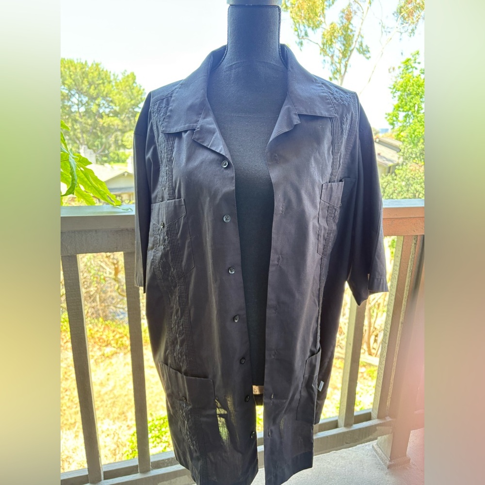 CUBAVERA Black Guayabera Short Sleeve Embroidered Shirt Size XLT